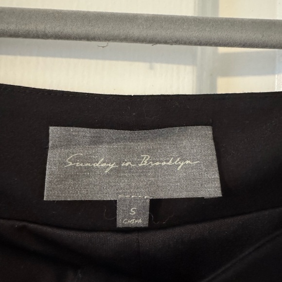 ANTHROPOLOGIE VEST TOP - Picture 2 of 4